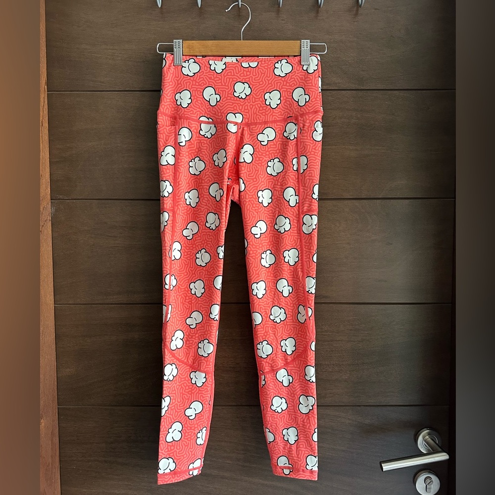 Feed Me Fight Me Coral Popcorn Cloud Full Length Leggings S